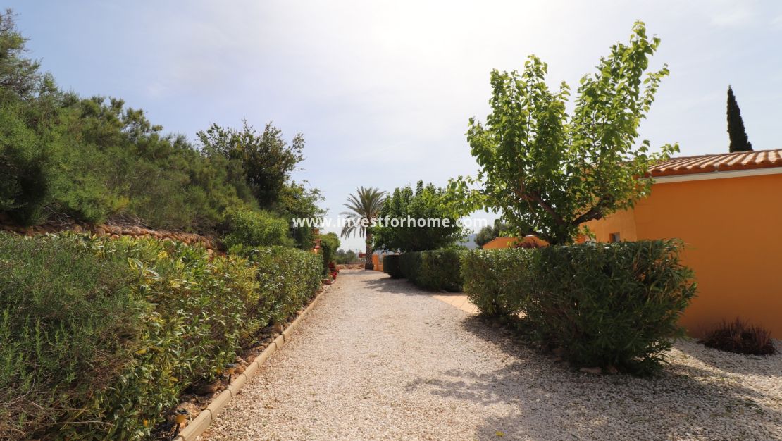 Sale - Villa - Hondón de las Nieves - Inland