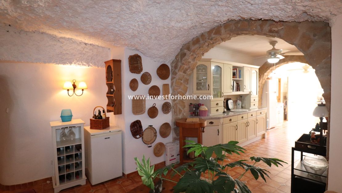 Sale - Villa - Hondón de las Nieves - Inland