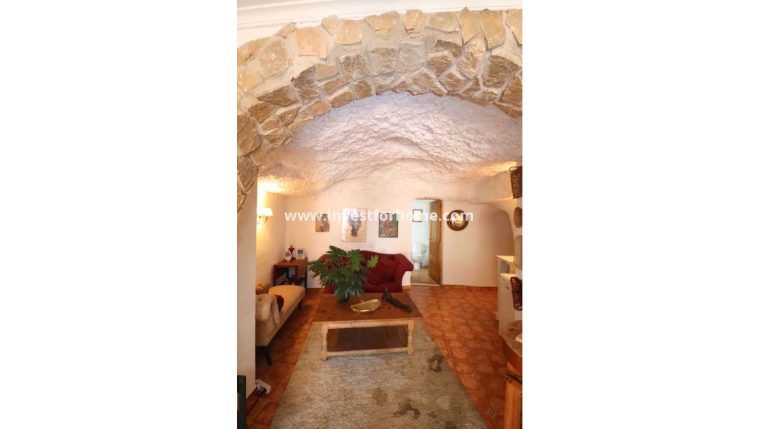 Sale - Villa - Hondón de las Nieves - Inland
