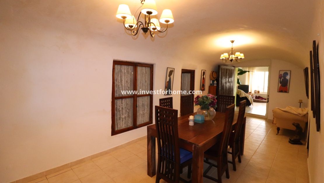 Sale - Villa - Hondón de las Nieves - Inland