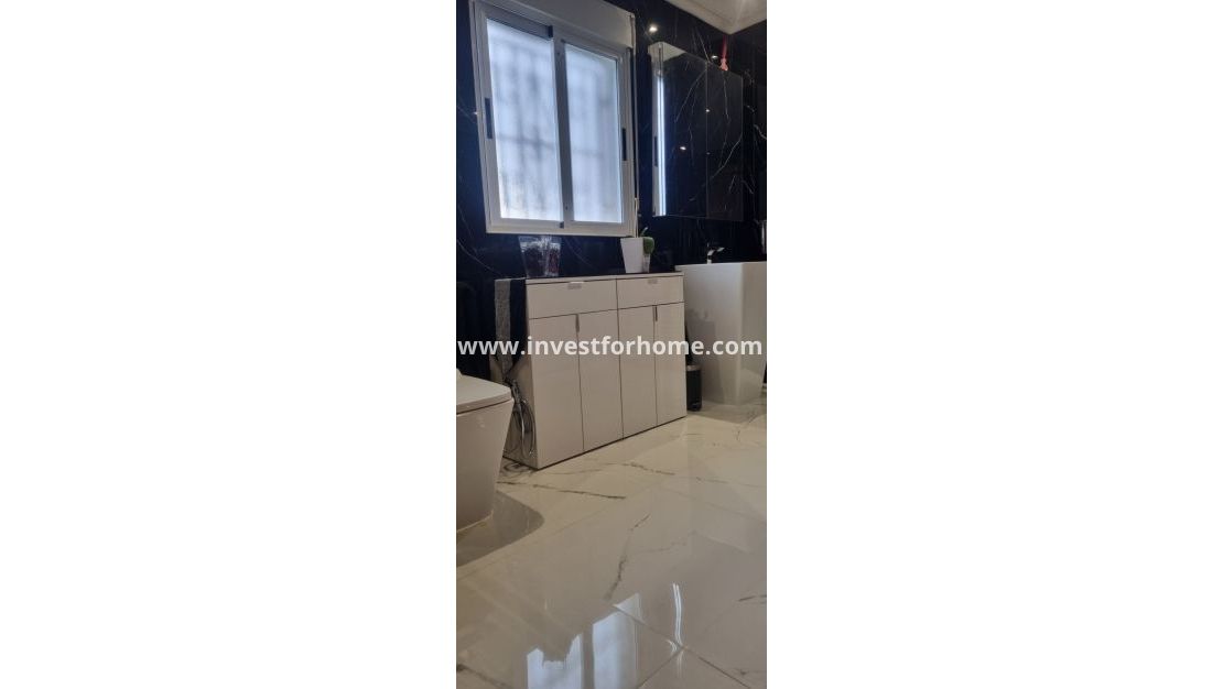 Sale - Villa - Hondon de los Frailes - Inland