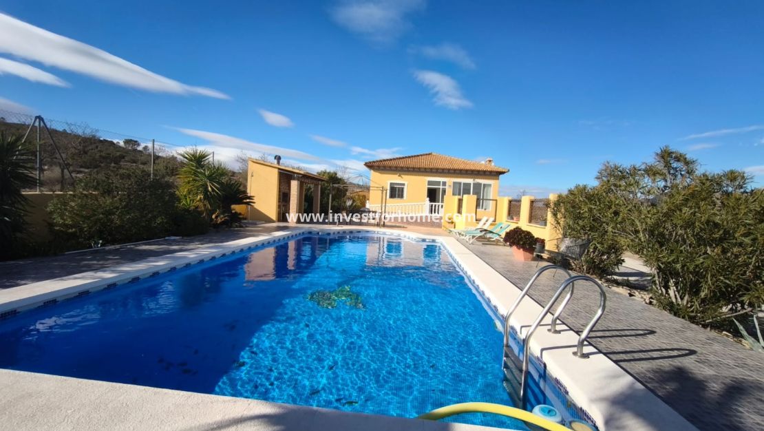 Sale - Villa - Hondon de los Frailes - Inland