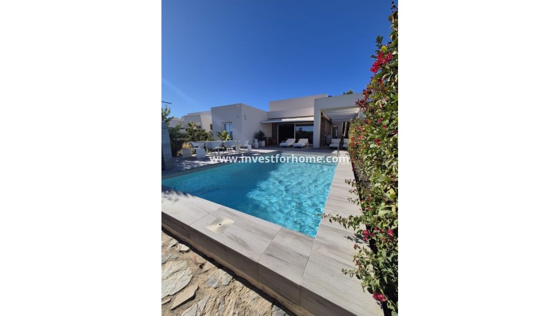 Sale - Villa - La Finca Golf Resort - Inland