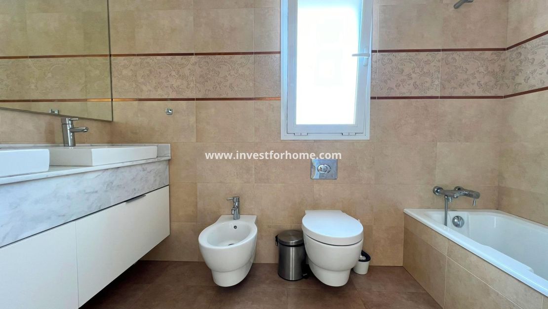 Sale - Villa - La Marina - La Marina / El Pinet