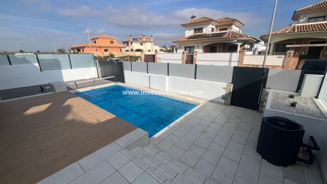 Sale - Villa - Los Alcázares - Costa Calida