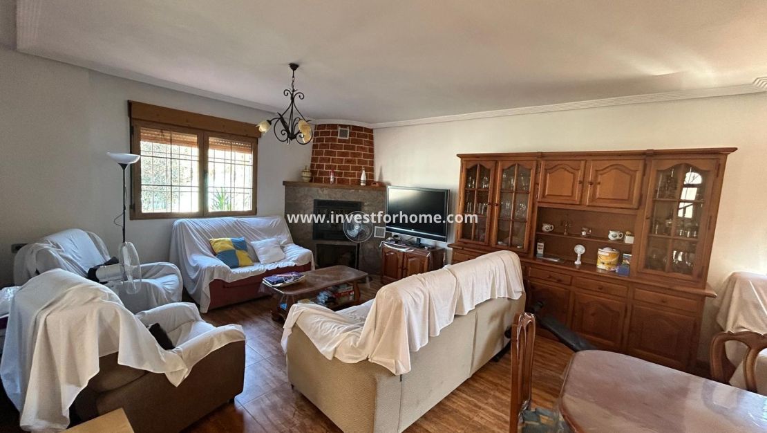 Sale - Villa - Los Alcázares - Las Lomas Del Rame-bahía Bella