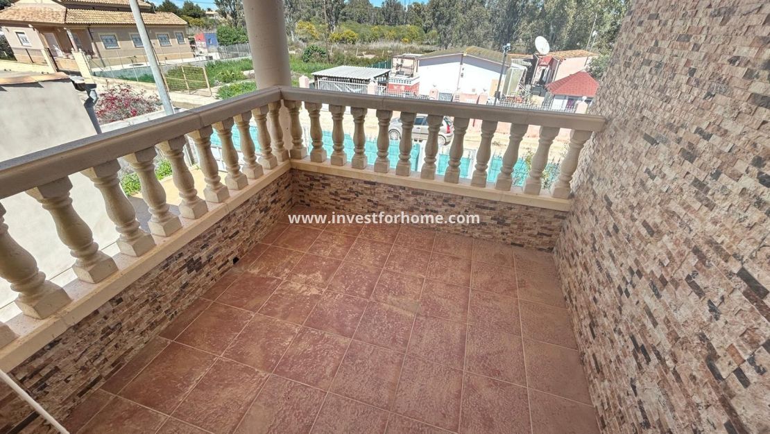 Sale - Villa - Los Alcázares - Las Lomas Del Rame-bahía Bella