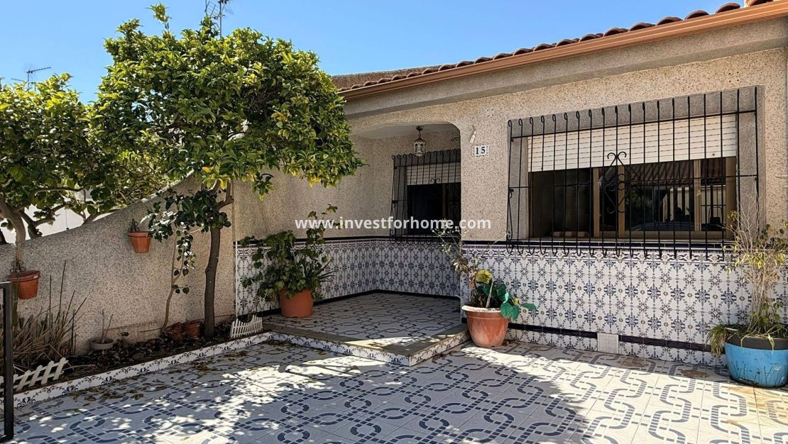 Sale - Villa - Los Alcázares - Los Narejos-punta Calera