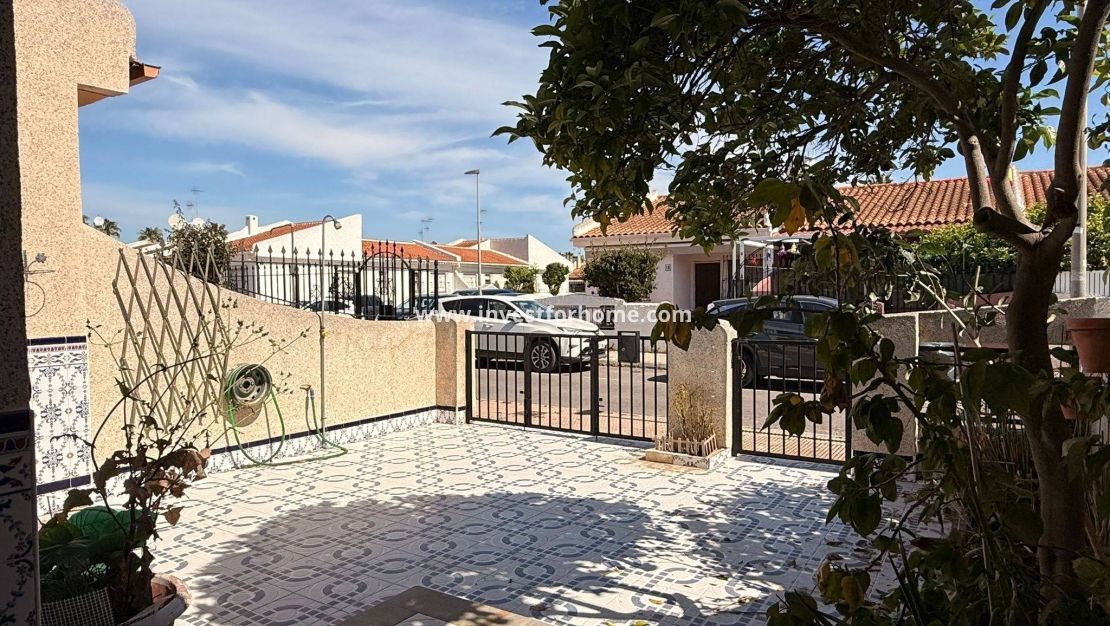Sale - Villa - Los Alcázares - Los Narejos-punta Calera