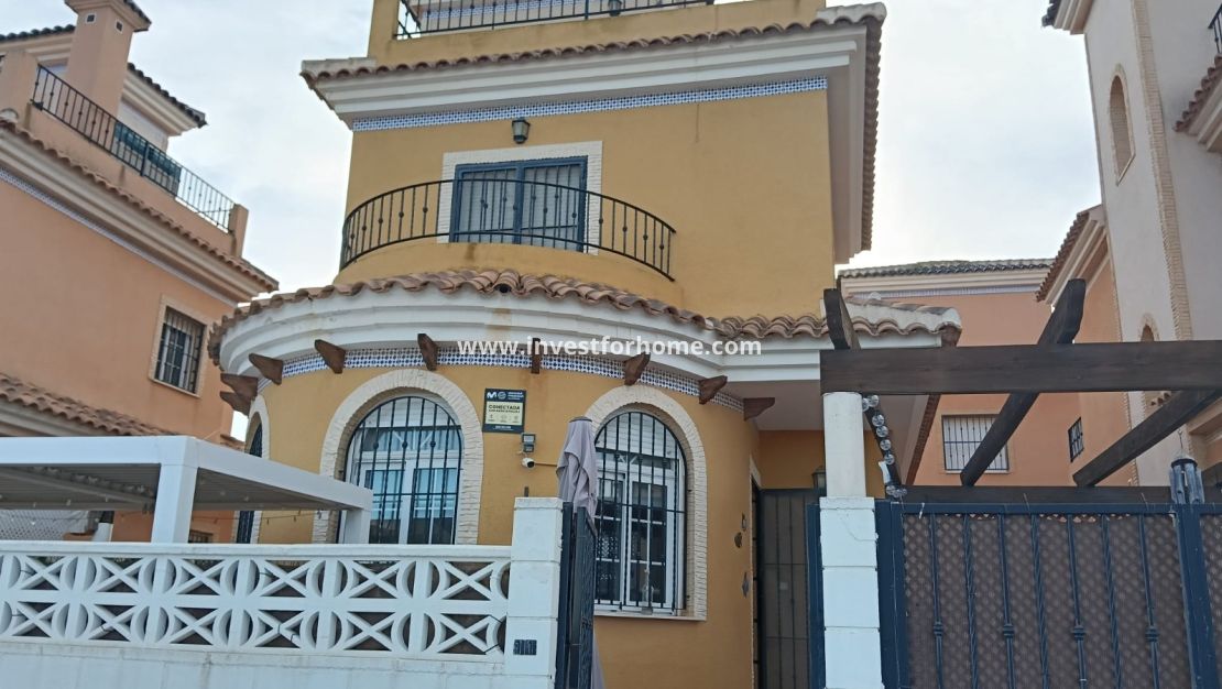 Sale - Villa - Los Montesinos - Costa Blanca