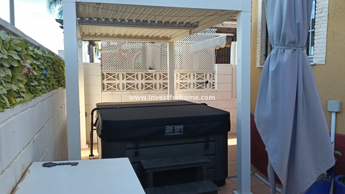 Sale - Villa - Los Montesinos - Costa Blanca