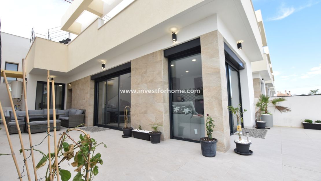 Sale - Villa - Los Montesinos - Costa Blanca