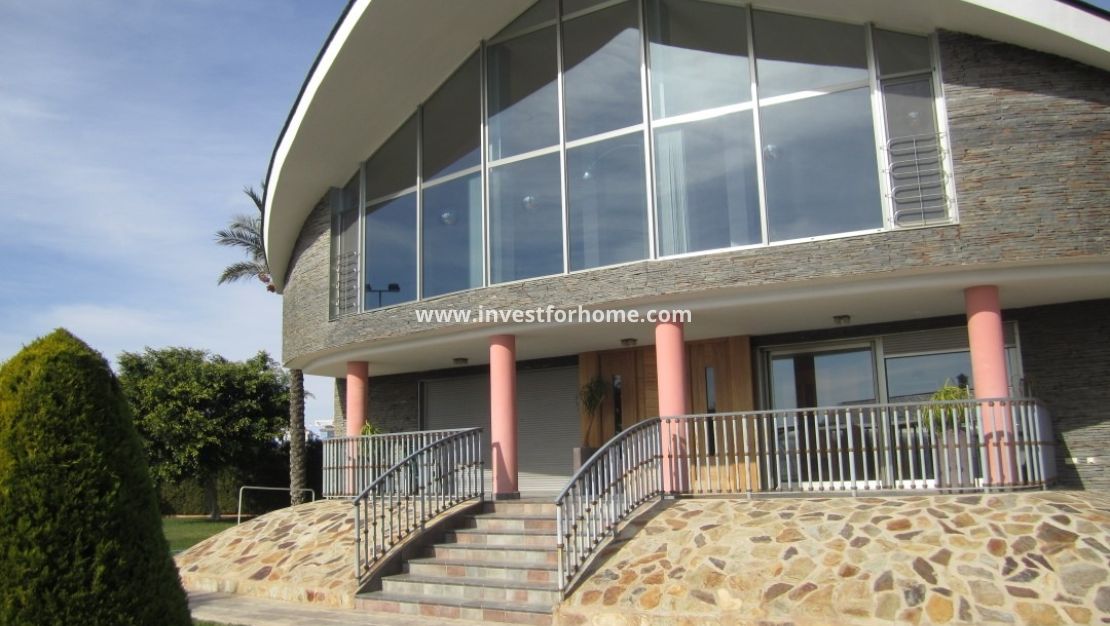 Sale - Villa - Los Montesinos - Costa Blanca