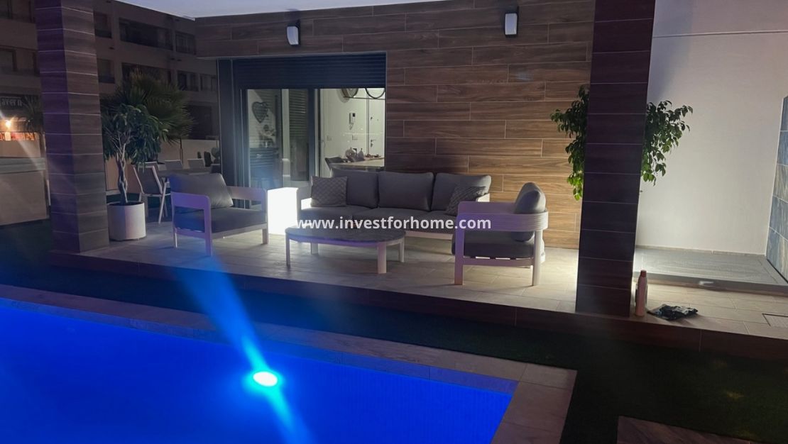 Sale - Villa - Los Montesinos - Costa Blanca