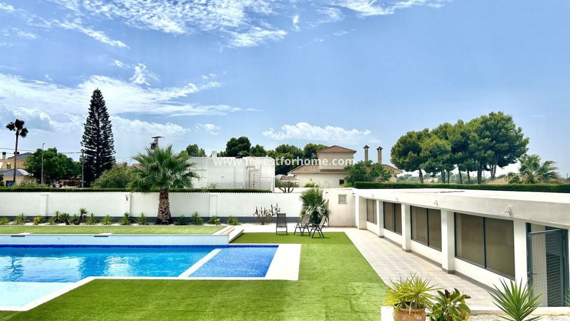 Sale - Villa - Los Montesinos - Costa Blanca