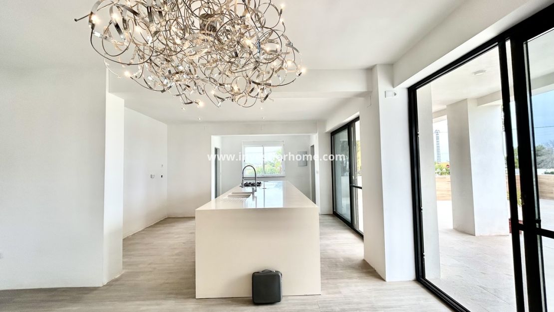 Sale - Villa - Los Montesinos - Costa Blanca