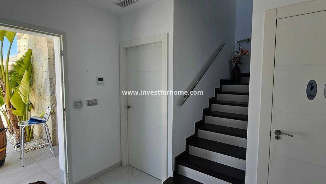 Sale - Villa - Los Montesinos - Costa Blanca