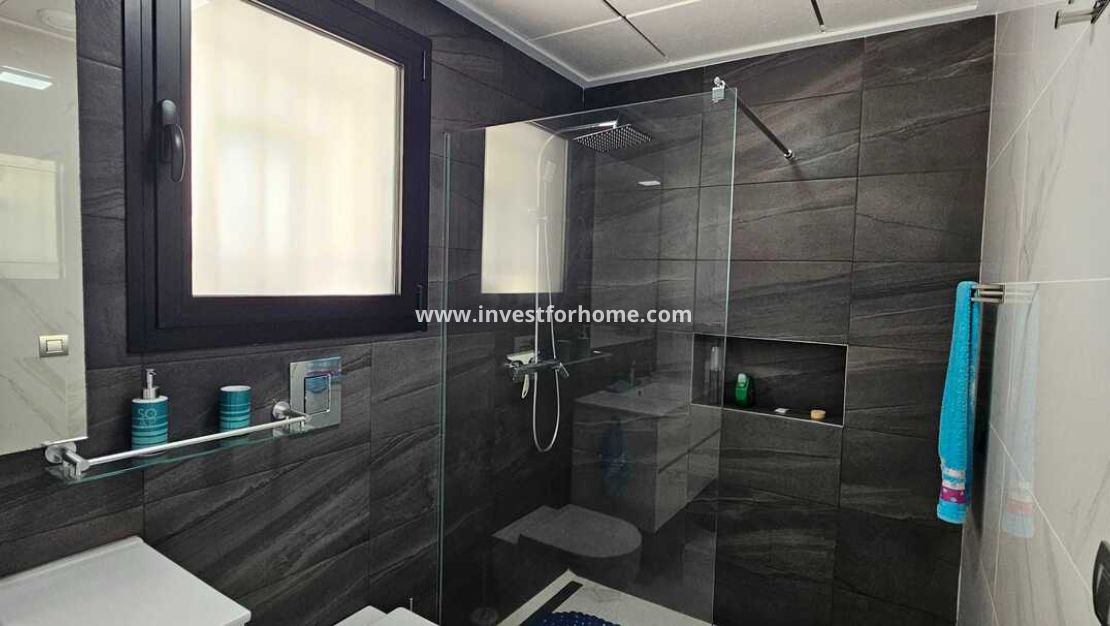 Sale - Villa - Los Montesinos - Costa Blanca