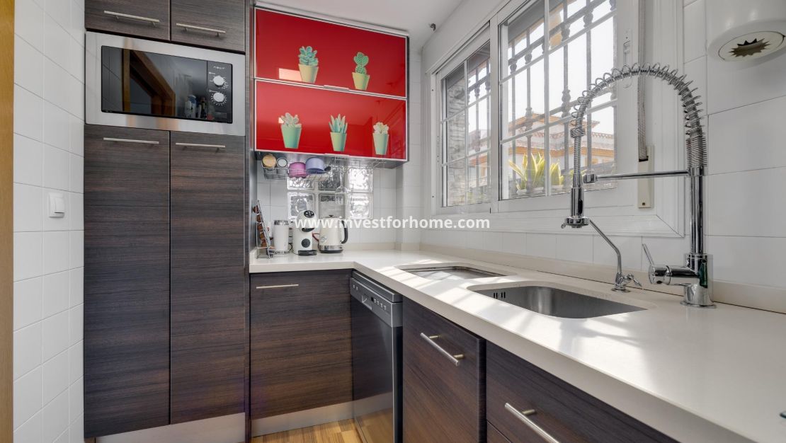 Sale - Villa - Los Montesinos - La Herrada