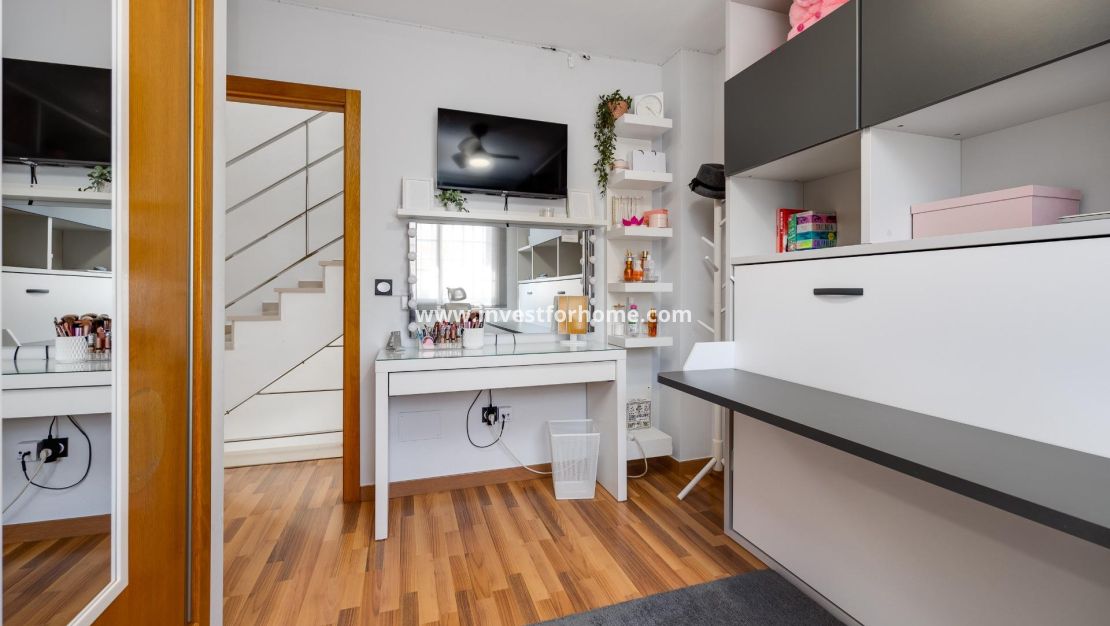 Sale - Villa - Los Montesinos - La Herrada