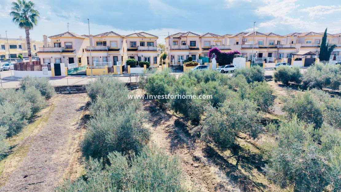 Sale - Villa - Los Montesinos - La Herrada