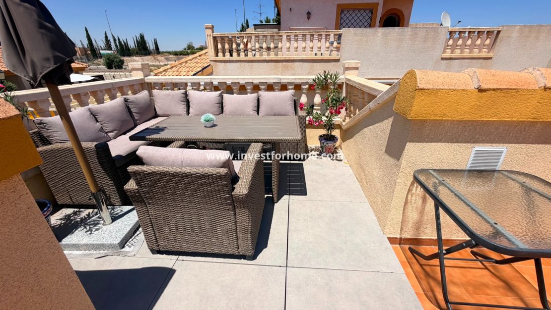 Sale - Villa - Los Montesinos - Urbanizacion montesol