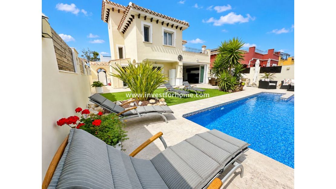 Sale - Villa - Mar Menor Golf Resort - Inland