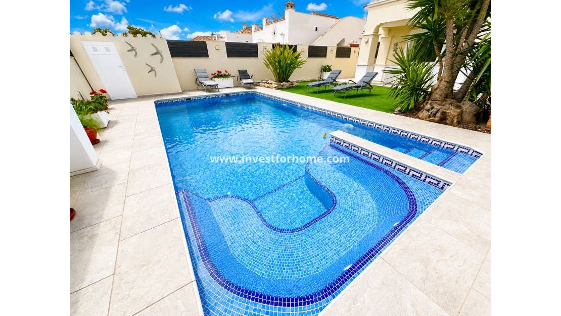 Sale - Villa - Mar Menor Golf Resort - Inland