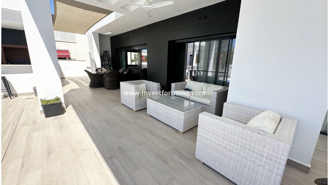 Sale - Villa - Mar Menor Golf Resort - Inland
