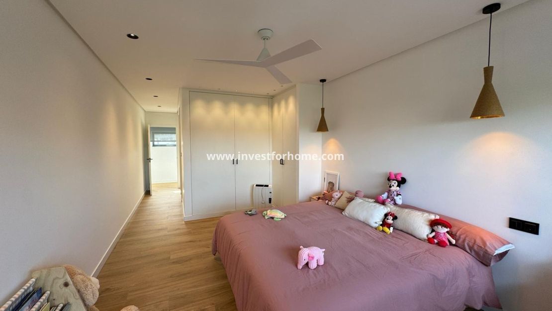 Sale - Villa - Orihuela Costa - Altos De Campoamor