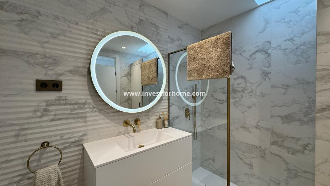 Sale - Villa - Orihuela Costa - Altos De Campoamor