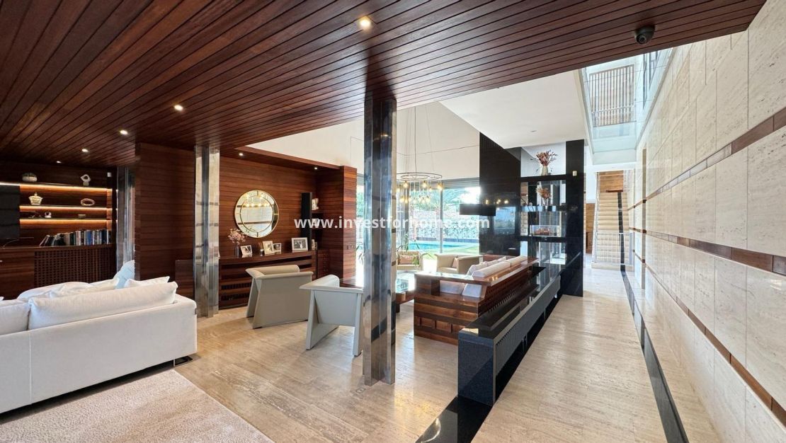 Sale - Villa - Orihuela Costa - Altos De Campoamor