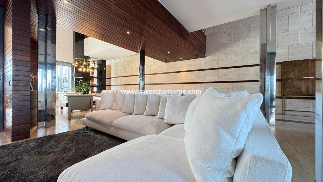 Sale - Villa - Orihuela Costa - Altos De Campoamor