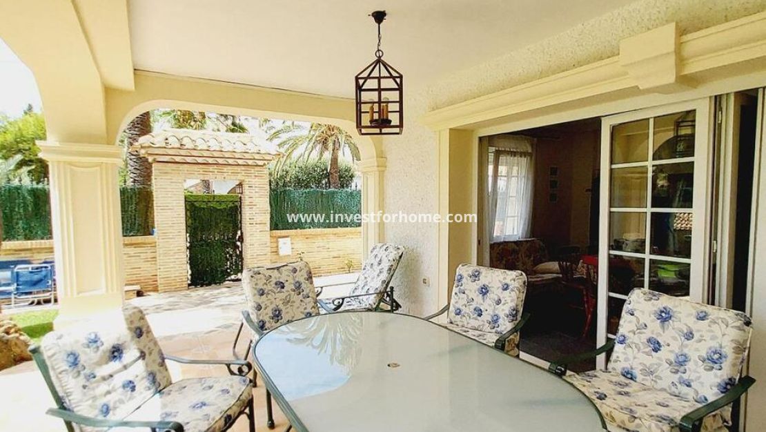 Sale - Villa - Orihuela Costa - Cabo Roig