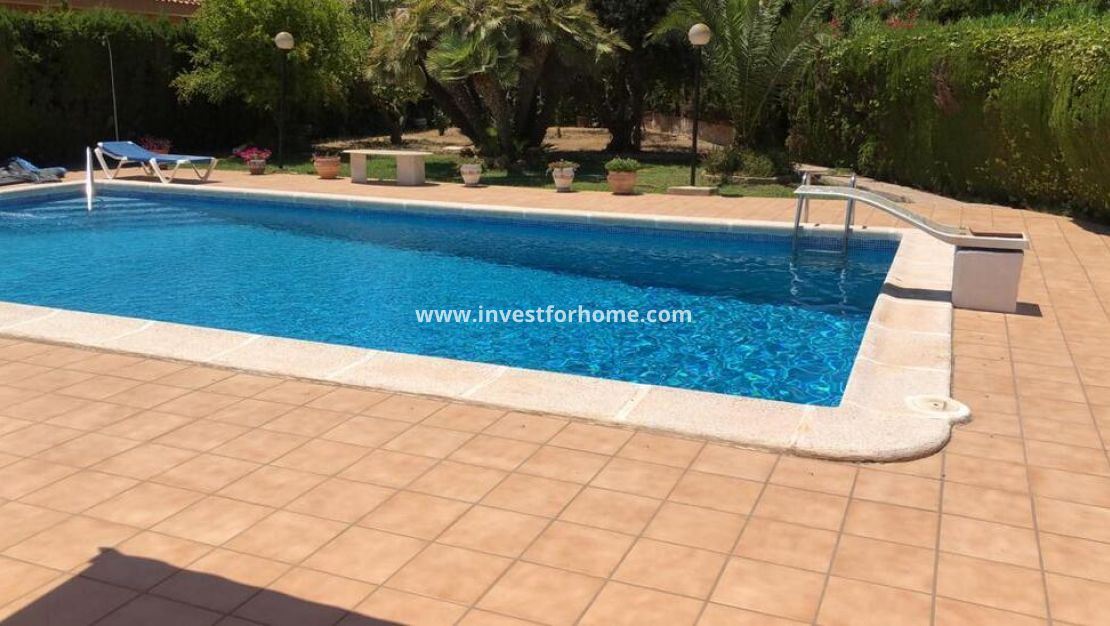 Sale - Villa - Orihuela Costa - Cabo Roig