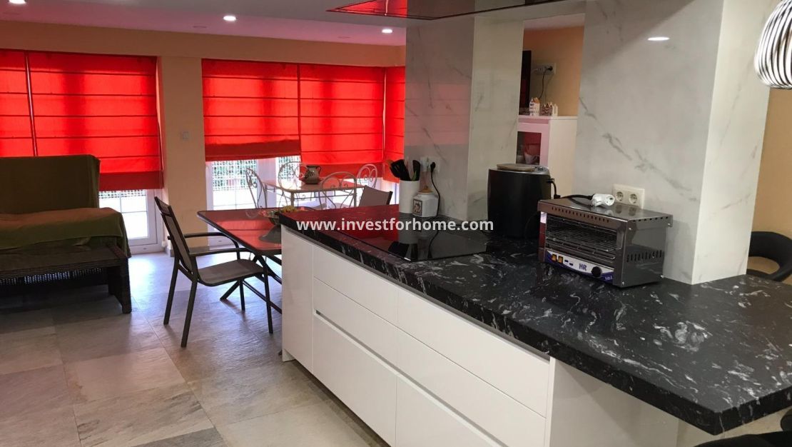 Sale - Villa - Orihuela Costa - Cabo Roig