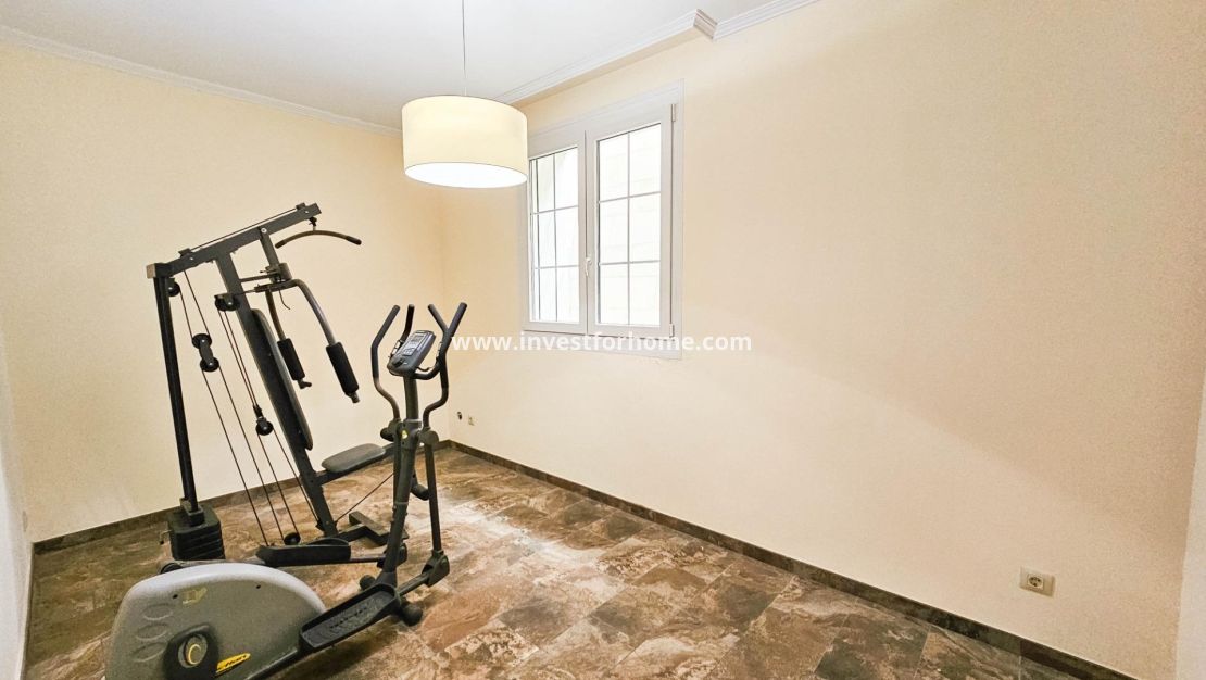 Sale - Villa - Orihuela Costa - Cabo Roig