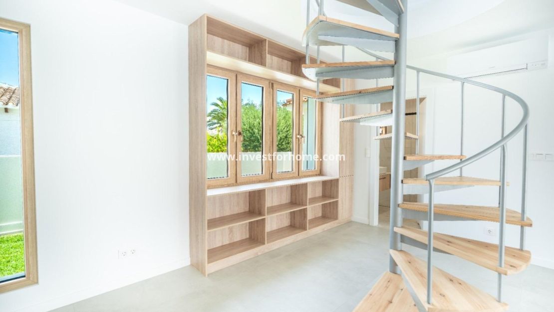 Sale - Villa - Orihuela Costa - Cabo Roig