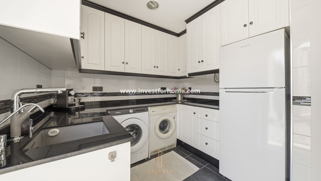 Sale - Villa - Orihuela Costa - Cabo Roig