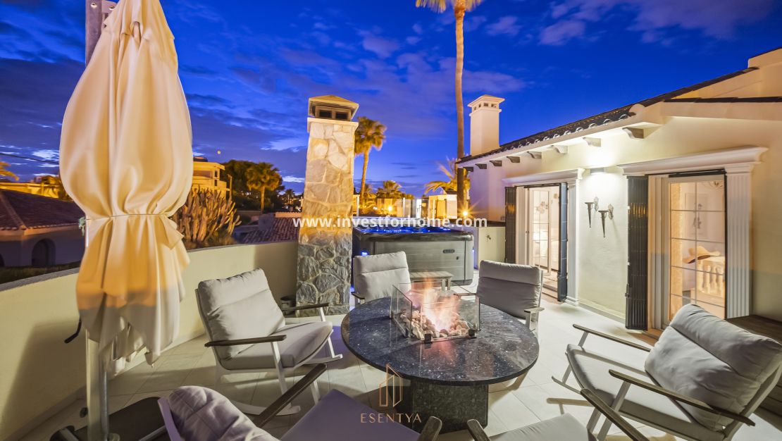 Sale - Villa - Orihuela Costa - Cabo Roig