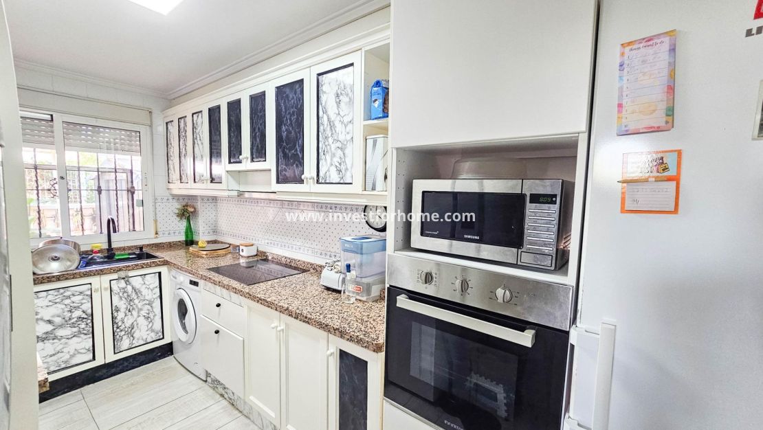 Sale - Villa - Orihuela Costa - Cabo Roig