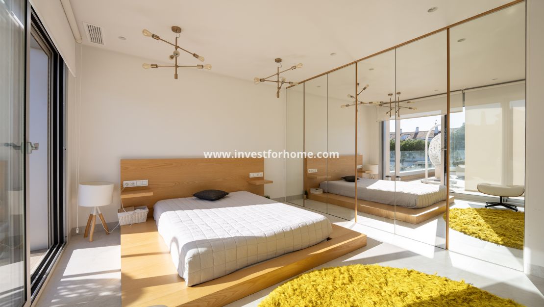 Sale - Villa - Orihuela Costa - Cabo Roig