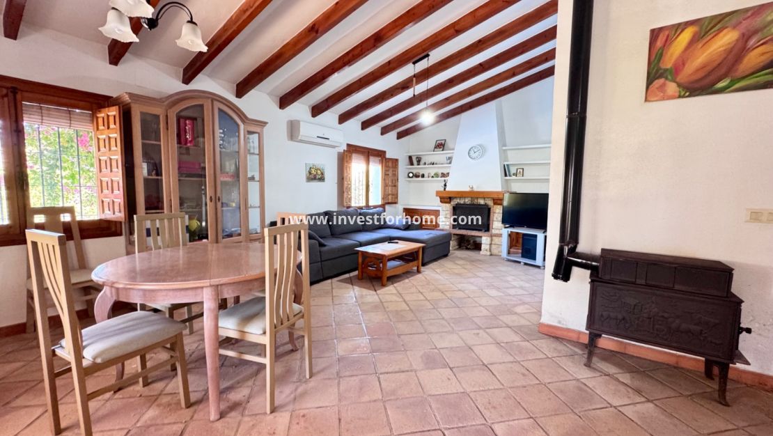 Sale - Villa - Orihuela Costa - Cabo Roig