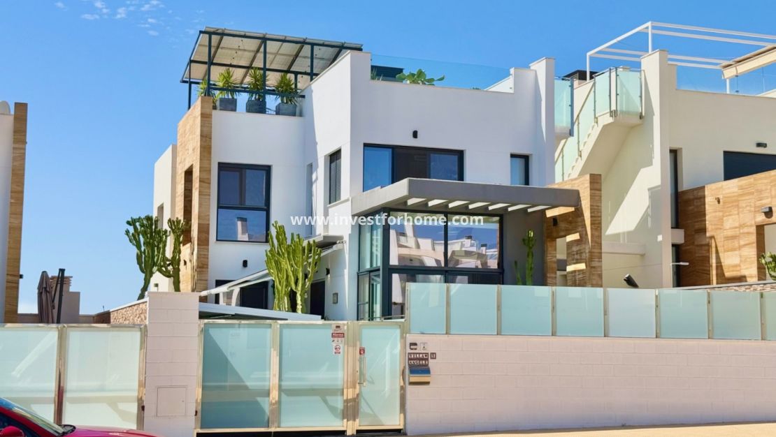 Sale - Villa - Orihuela Costa - Cabo Roig