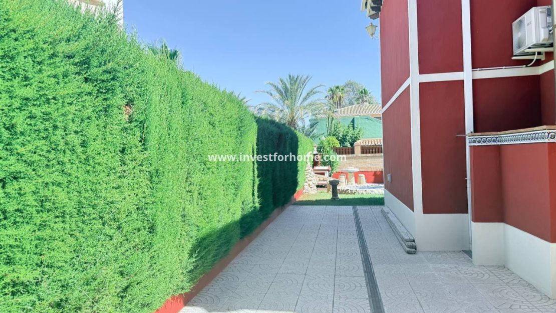 Sale - Villa - Orihuela Costa - Campoamor