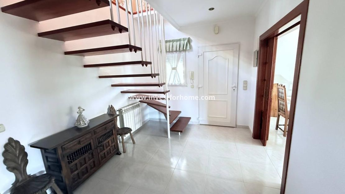 Sale - Villa - Orihuela Costa - Campoamor