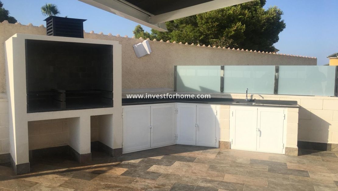 Sale - Villa - Orihuela Costa - Costa Blanca