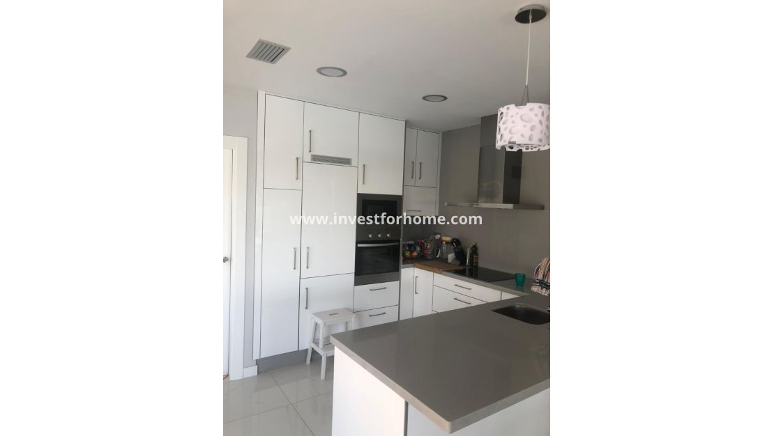 Sale - Villa - Orihuela Costa - Costa Blanca