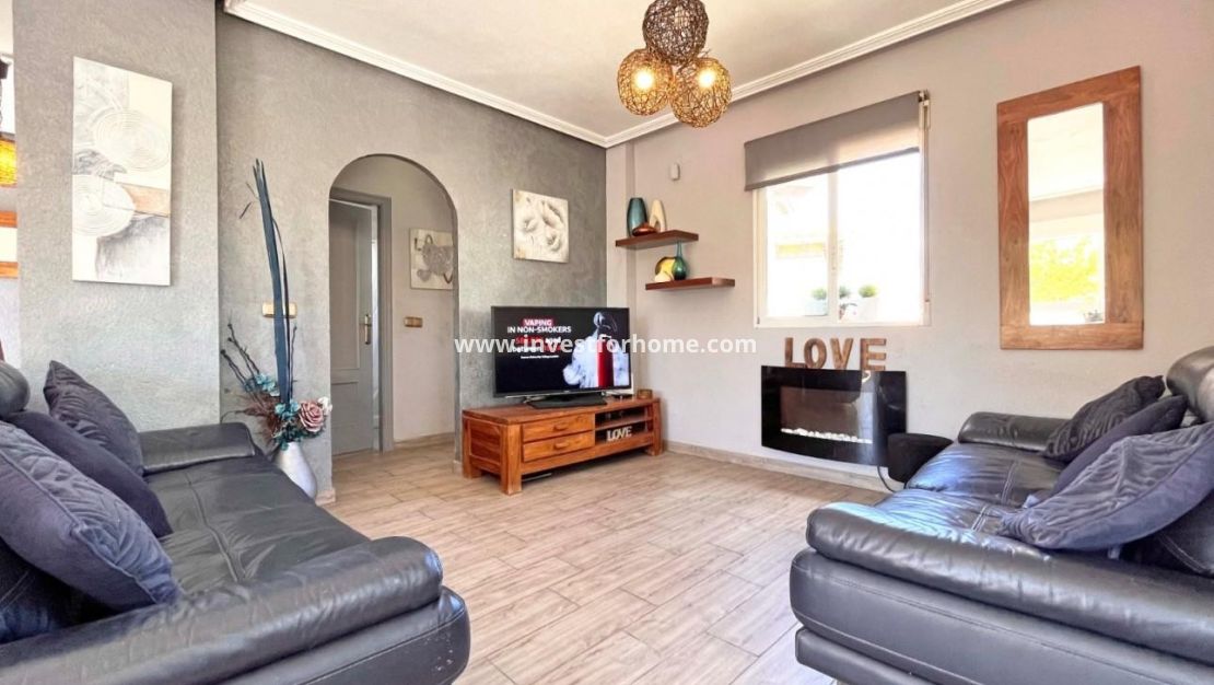 Sale - Villa - Orihuela Costa - Costa Blanca