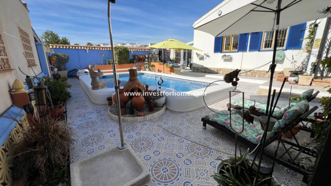 Sale - Villa - Orihuela Costa - Costa Blanca